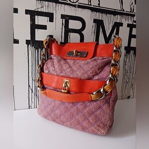 Vintage Marc Jacobs Quilted Genuine Leather Shoulder Bag. Leather Lining